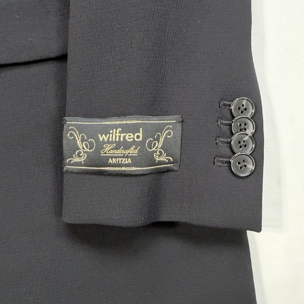Aritzia Wilfred Generation Blazer Crepette Black Size 2 Minimalist Quiet Luxury - Picture 6 of 13